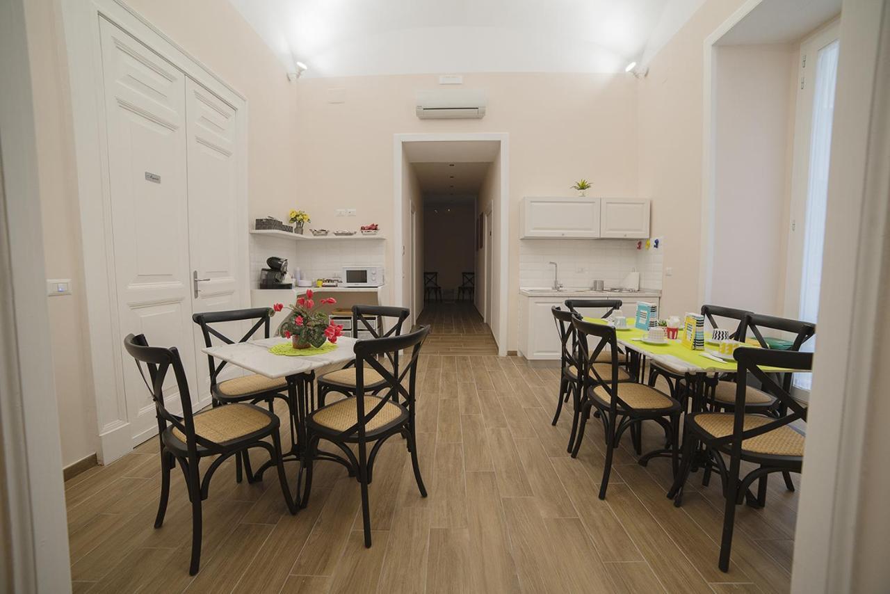 B&B Galleria Principe Di Napoli מראה חיצוני תמונה